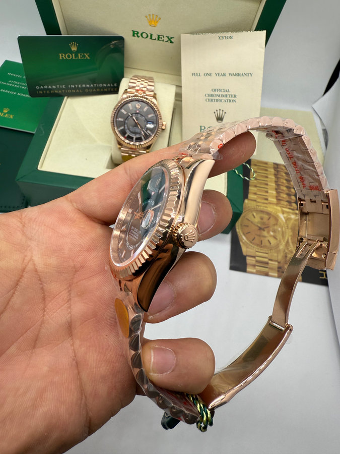 Rolex Sky-Dweller - — vista 3