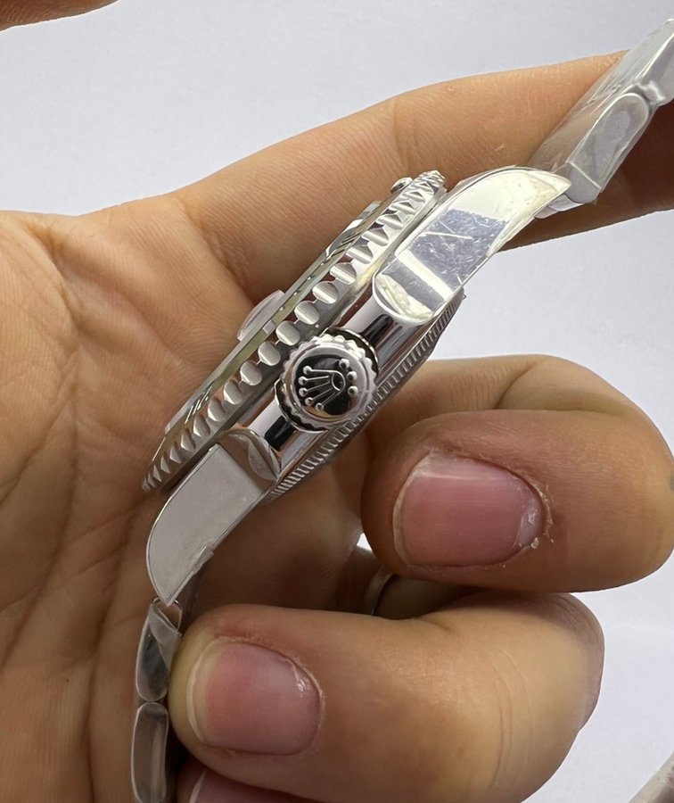 Rolex Submariner Date  — vista 3