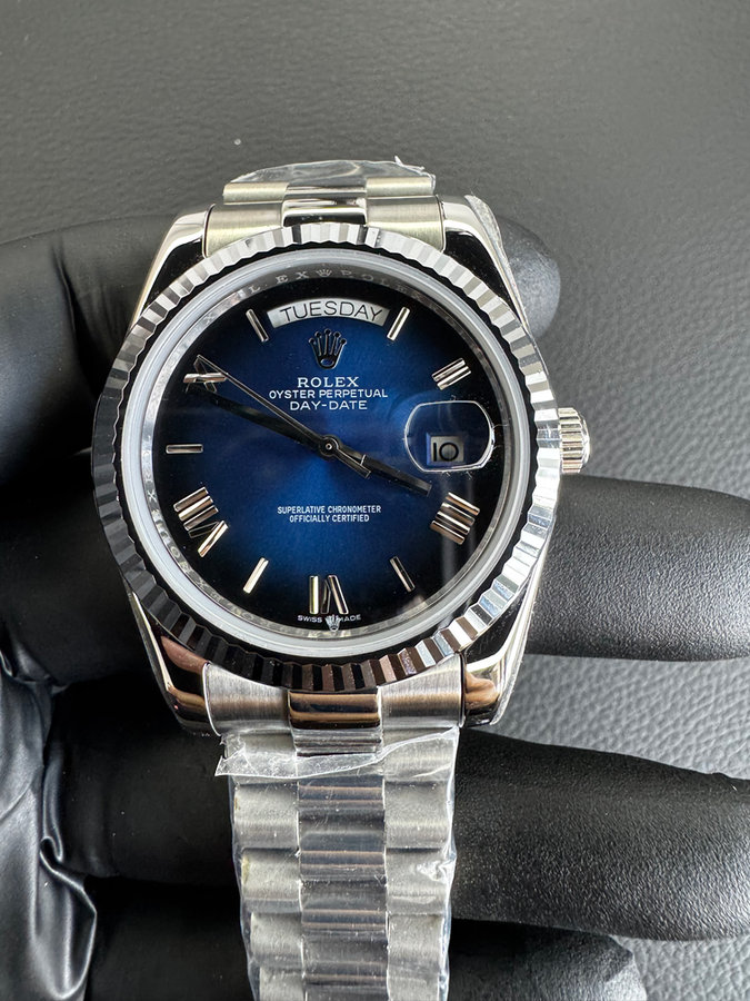 Rolex Day-Date — vista 3