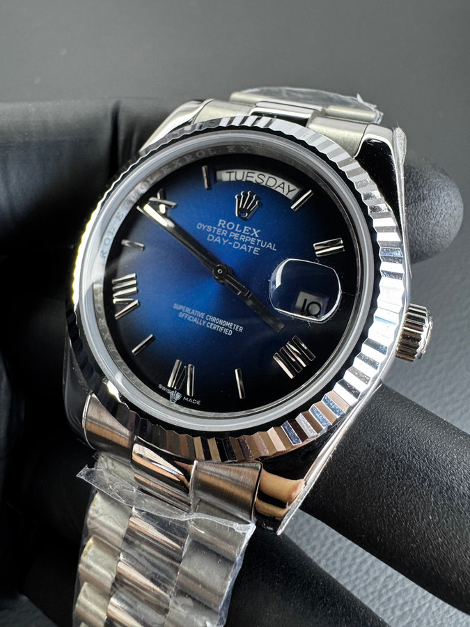 Rolex Day-Date — vista 4