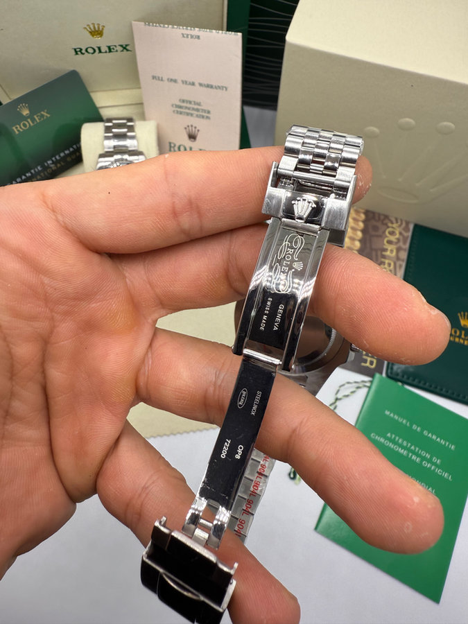 Rolex GMT Master II PEPSI — vista 3