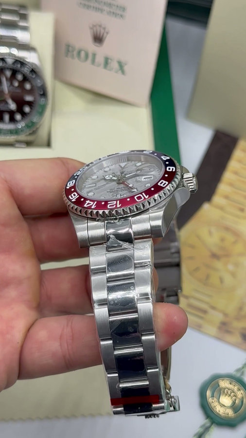 Rolex GMT Master II PEPSI — vista 5