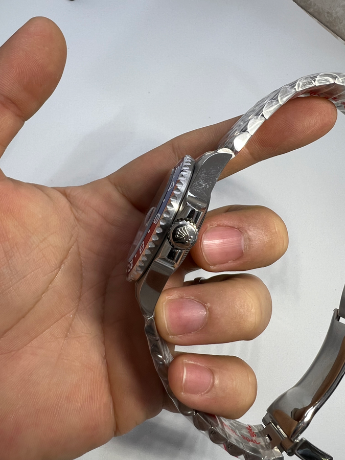 Rolex GMT Master II PEPSI — vista 3
