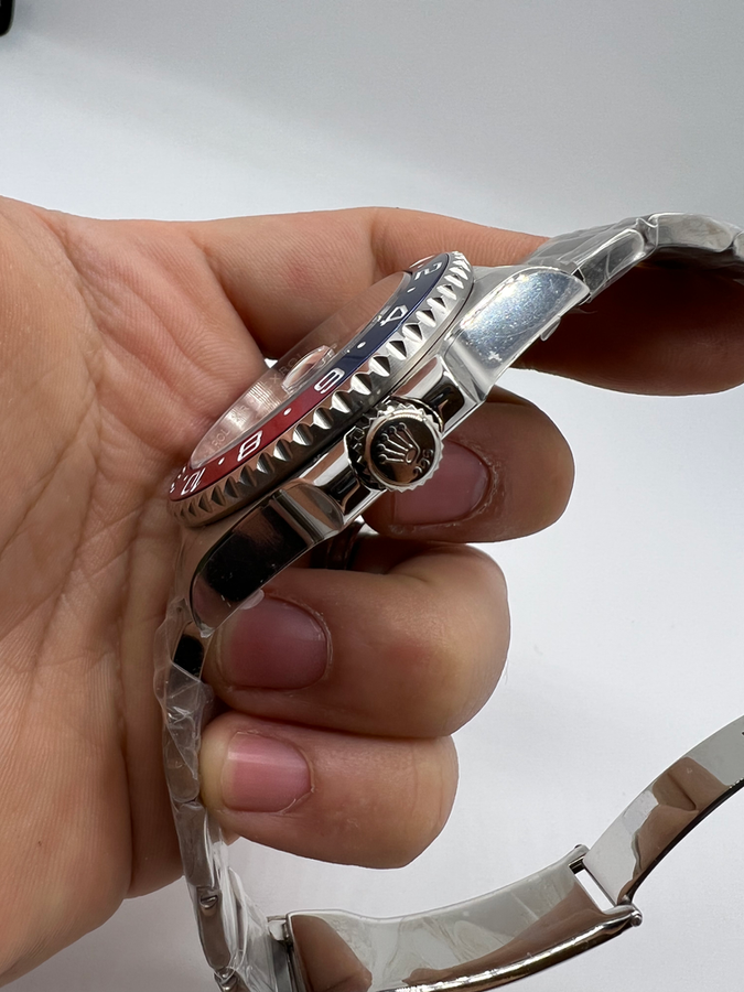 Rolex GMT Master II PEPSI — vista 3