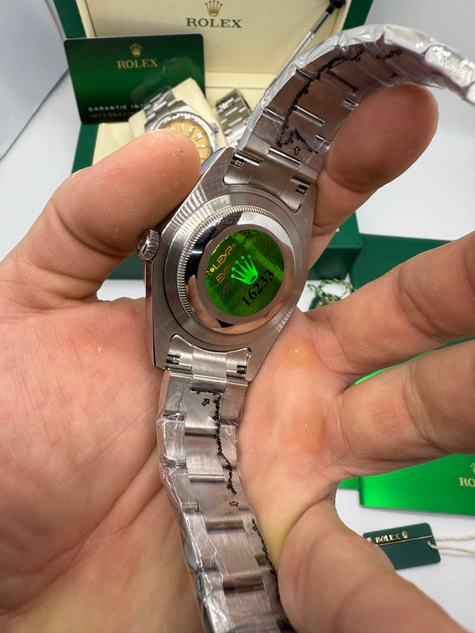 Rolex Oyster Perpetual 41/36 — vista 4