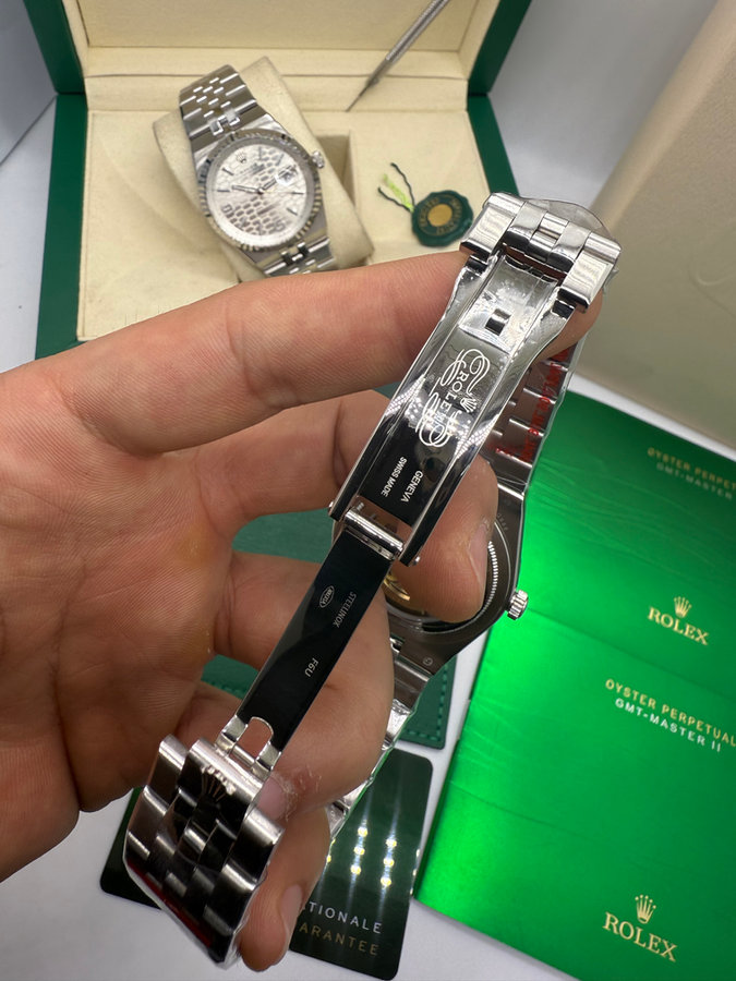 Rolex Oyster Perpetual Land‑Dweller — vista 3