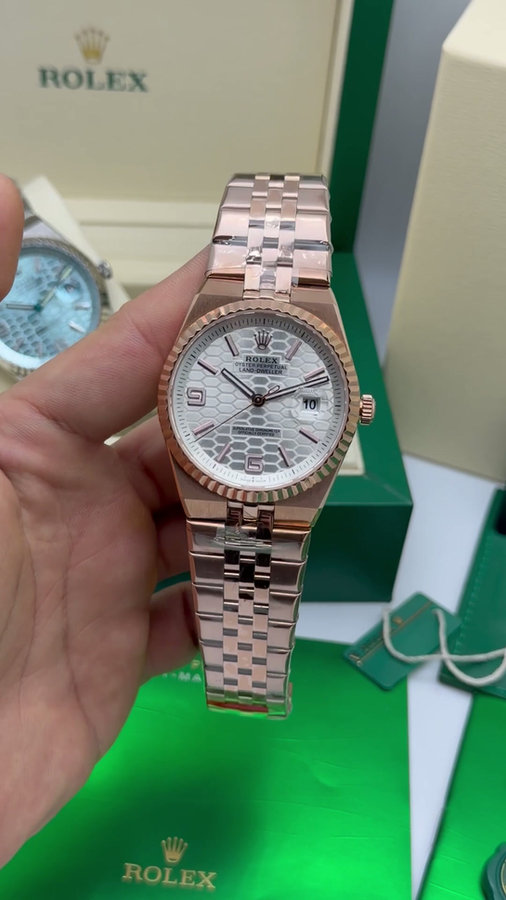 Rolex Oyster Perpetual Land‑Dweller — vista 5