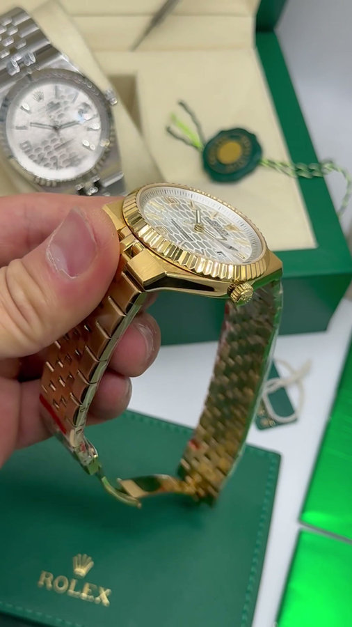 Rolex Oyster Perpetual Land‑Dweller — vista 5