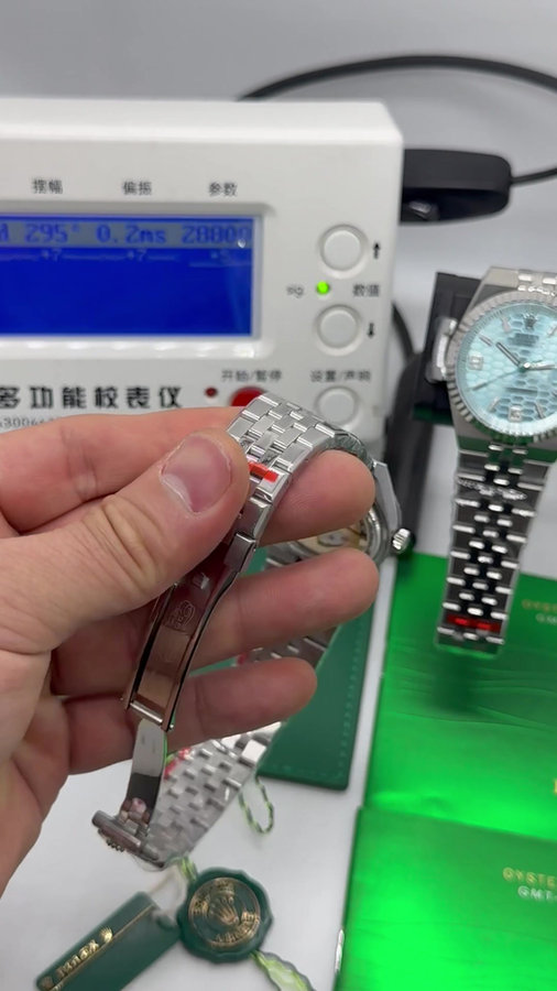 Rolex Oyster Perpetual Land‑Dweller — vista 5