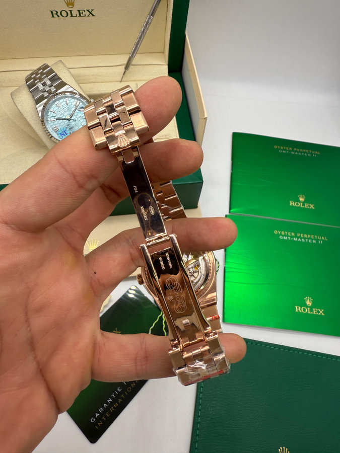 Rolex Oyster Perpetual Land‑Dweller — vista 3