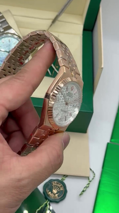 Rolex Oyster Perpetual Land‑Dweller — vista 5