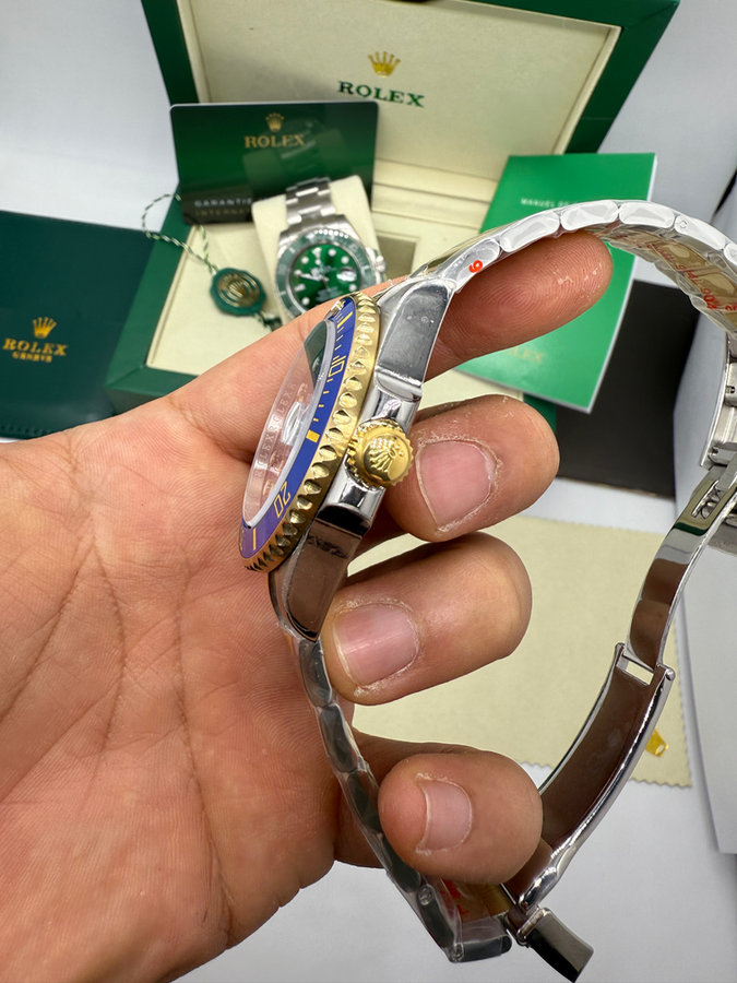 Rolex Submariner Date — vista 3