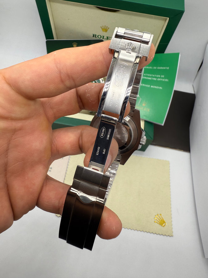 Rolex Submariner Date — vista 3