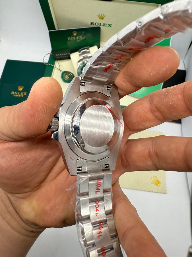 Rolex Submariner Date HULK — vista 4