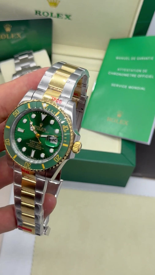 Rolex Submariner Date Hulk — vista 5