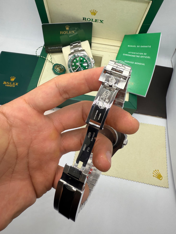 Rolex Submariner Date Hulk — vista 3