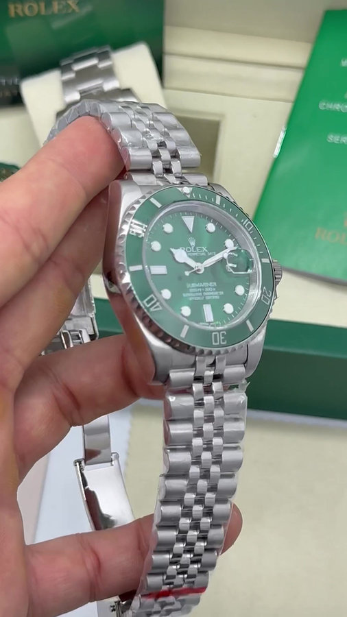Rolex Submariner Date Hulk — vista 5