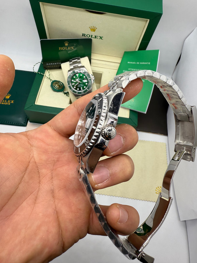 Rolex Submariner Date Preto — vista 2