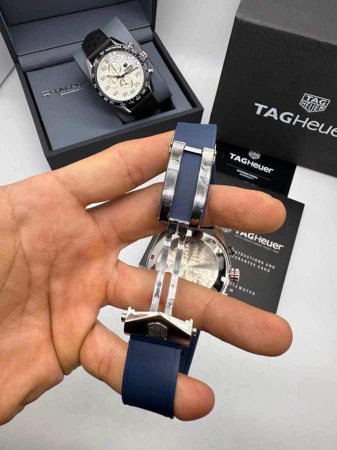 TAG Heuer Carrera, Chronograph Eletrônico, — vista 3