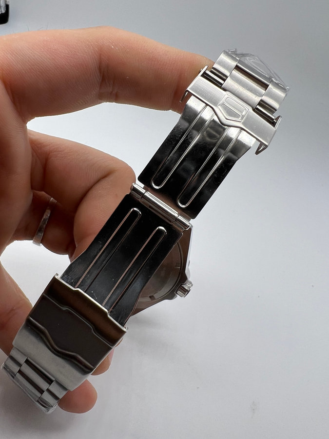 TAG Heuer F1 — vista 3