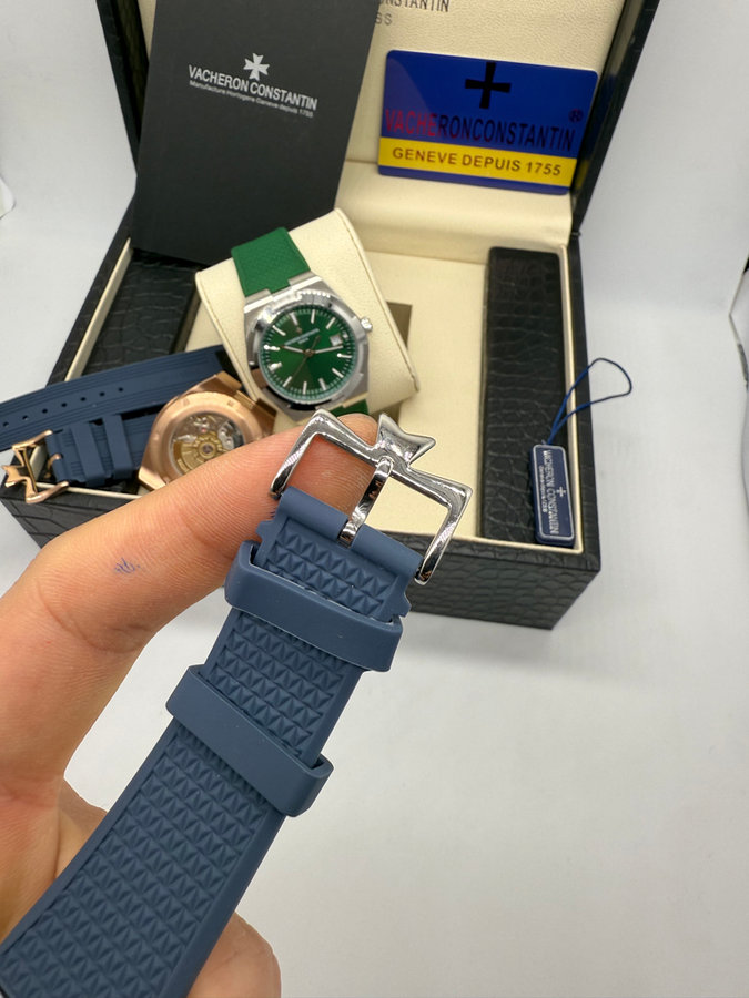 Vacheron Constantin Overseas Aço — vista 3