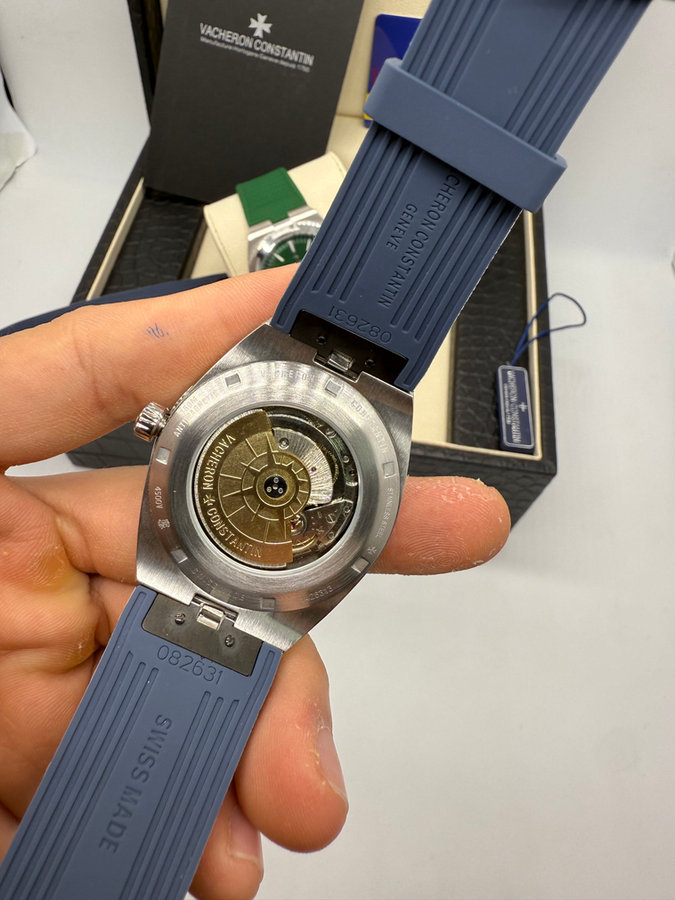 Vacheron Constantin Overseas Aço — vista 4