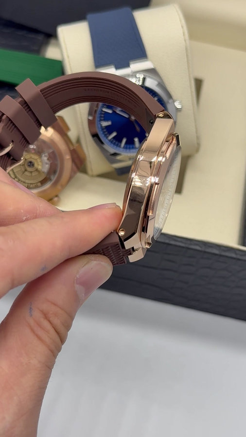 Vacheron Constantin Overseas Aço/Rose — vista 5