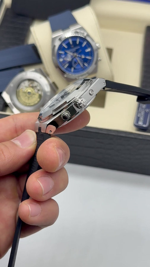 Vacheron Constantin Overseas Dual Time Aço — vista 5