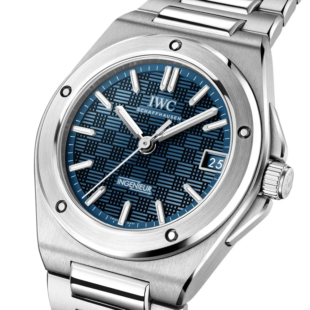 IWC INGENIEUR AUTOMÁTICO  — vista 2